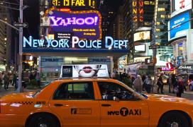 Aşa ceva nu aţi mai auzit! Un pastor evanghelist oferă spovedanii în... taxi!