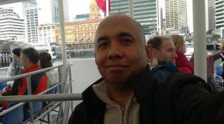 Fiul pilotului avionului dispărut rupe tăcerea: “Îl ştiu foarte bine pe tata!”