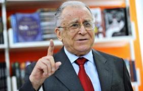 Ion Iliescu împlineşte 84 de ani! Fostul preşedinte nu a participat la petrecerea dată în cinstea sa