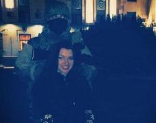 Rusoaicele iubesc războiul! Şi-au făcut selfie-uri cu soldaţii