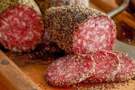 ŞOCANT! O companie vrea să facă salam din ADN-ul celebrităţilor