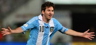 Messi joacă în Centrul Bucureştiului!