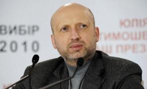 Ucraina: Preşedintele vorbeşte despre un referendum privind statutul ţării