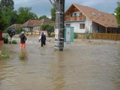 Teleorman: CODUL ROŞU de inundaţii, ridicat! Ponta se află în zonele afectate