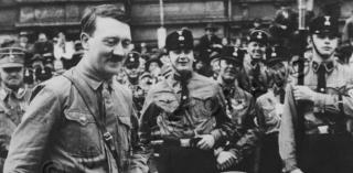 Hugo Boss, croitorul celui mai crud om din istorie. Asta i-a adus moartea