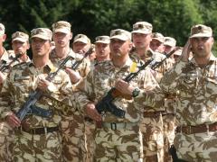 Românii sunt chemați în armată!
