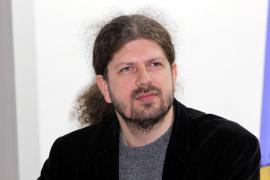 Remus Cernea loveşte din nou! Invitaţie pentru Conchita la Parada Gay?