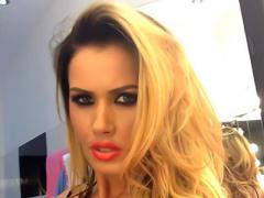 Oana Zăvoranu a fost săltată de poliţie! Motivul?!