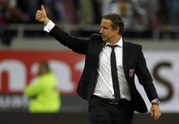 E OFICIAL! Reghecampf a acceptat oferta arabilor! Ce salariu va avea la Al Hilal