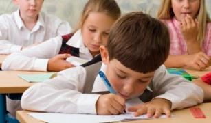 Mâine începe evaluarea naţională pentru elevii de clasa a IV-a