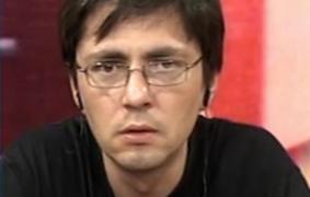 L-a scuipat pe Băsescu și apoi a încercat să se sinucidă!