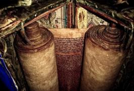 Un nou document loveşte în inima creştinismului