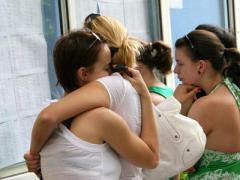 BOMBĂ pentru ELEVII CARE NU PROMOVEAZĂ BAC-ul! Aceştia vor putea da examenul în lunile februarie-martie