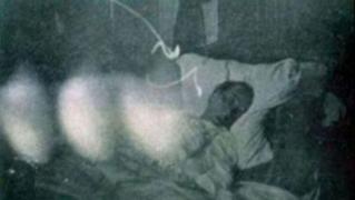 Imaginea care a înspăimântat o lume! Ce a surprins un fotograf cu câteva ore înainte de moartea unui bărbat