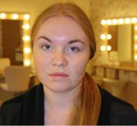 Un MIRACOL! Fotografiile înainte şi după machiaj sunt INCREDIBILE