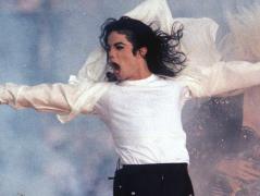 Povestea unui MEGASTAR! Cinci ani fără UNICUL REGE!!!