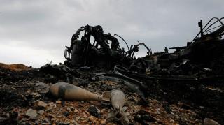 UCRAINA: Un avion de transport militar, doborât în estul separatist