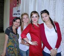 Actuala "Miss SOROCA"  fost VÂNDUTĂ pentru o pereche de cercei!!!