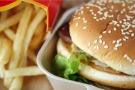 A SLĂBIT 17 kilograme după ce a mâncat trei luni doar fast food