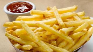 Strigător la cer! Ce conţin, de fapt, cartofii prăjiţi din fast-food-uri