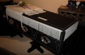 CUTREMURĂTOR! O  femeie de 101 ani a ÎNVIAT la propria înmormântare