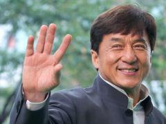 Așteptarea a luat sfârșit: Vine Jackie Chan!