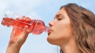 Cum reacţionează organismul atunci când bei sucuri fără zahăr