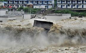 Cod portocaliu de inundaţii în judeţul Suceava, până joi la 2.00