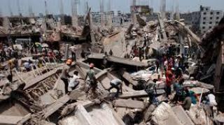 Clădirea prăbușită în India: 61 de morți