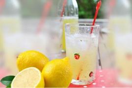 Canicula vă dă bătăi de cap? Iată alimentele care răcoresc