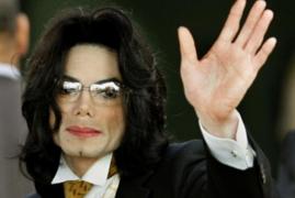 Dezvăluiri noi despre Michael Jackson. ”Trăia în mizerie și urina pe podelele casei”
