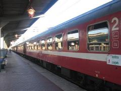 Bucureşti: Un bărbat a murit după ce s-a aruncat în faţa trenului, în Gara de Nord