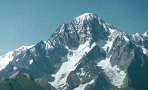 TRAGEDIE! Alpinist român mort în masivul Mont Blanc