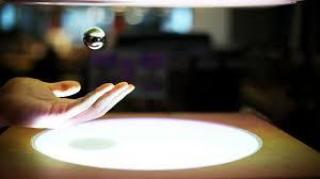 CUM poţi face OBIECTELE să LEVITEZE? Răspunsul te va UIMI!