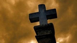 SCHIMBĂRI halucinante! Românii pot alege să fie înmormântaţi FĂRĂ PREOT