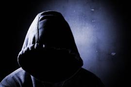 RĂMÂI ŞOCAT! Acest băiat a dat o nouă dimensiune GELOZIEI! Iată DE CE!