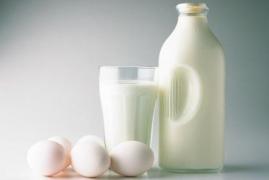 Acestea sunt SEMNELE care îţi arată că ai lipsă de CALCIU!