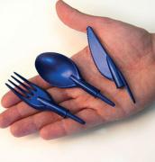 Băţul pentru SELFIE, PAPUCI cu lumini şi alte INVENŢII care TE VOR LĂSA MASCĂ!