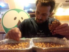 Andrei Aradits, jurat "Te cunosc de undeva!", își lansează emisiunea culinară din propria bucătărie