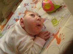 UITE ce a NĂSCUT o femeie după ce a FUMAT şi BĂUT pe timpul SARCINII!