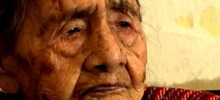 OM sau VAMPIR? S-a NĂSCUT în 1887!