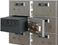 BRAŞOV: JAF de 200.000 de lei în timp RECORD la o BANCĂ