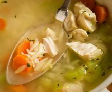 Habar nu aveai! Ce EFECT are SUPA de PUI asupra organismului