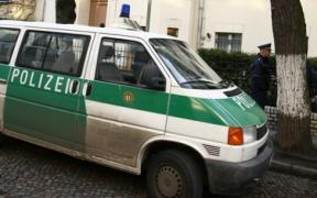 Un ziar german care a publicat caricaturi cu Mahomed de la Charlie Hebdo, ATACAT