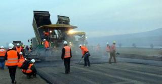 Rus: România va finaliza 250 de kilometri de autostradă în următorii doi ani.