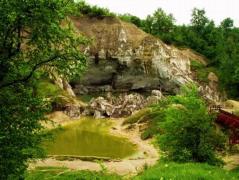 Turişti, atenţie! LAC BLESTEMAT pe Valea Prahovei! Ce păţeşti dacă îl vizitezi