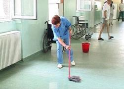 Distanță prea MICĂ între robinet și chiuvetă pentru o GĂLEATĂ? Iată cât de SIMPLU o poți umple!