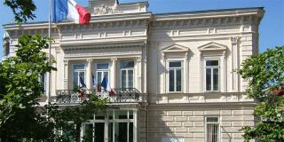 România este SOLIDARĂ! Mesajele românilor trimise la Ambasada Franței vor fi publicate pe site