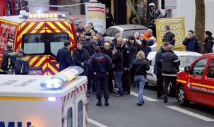 Masacrul din Paris: Un ziarist de la Charlie Hebdo care este şi medic de urgenţă regretă că nu şi-a putut salva colegii