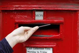 A livrat câteva sute de scrisori cu doi ani întârziere. Cum a fost pedepsit poştaşul